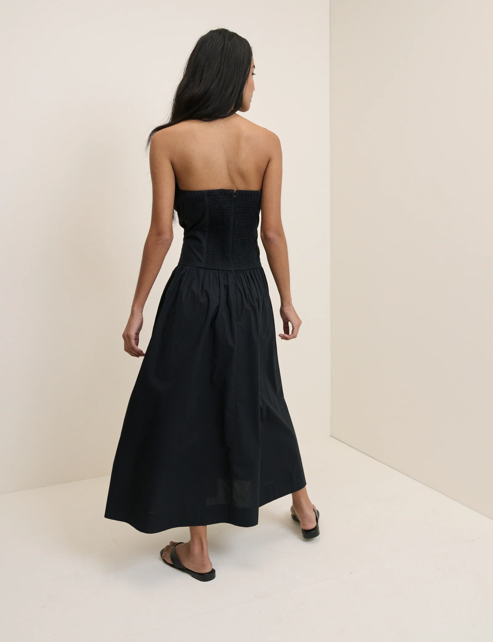 Black Panelled Bandeau Amana Midi Dress - Image 5