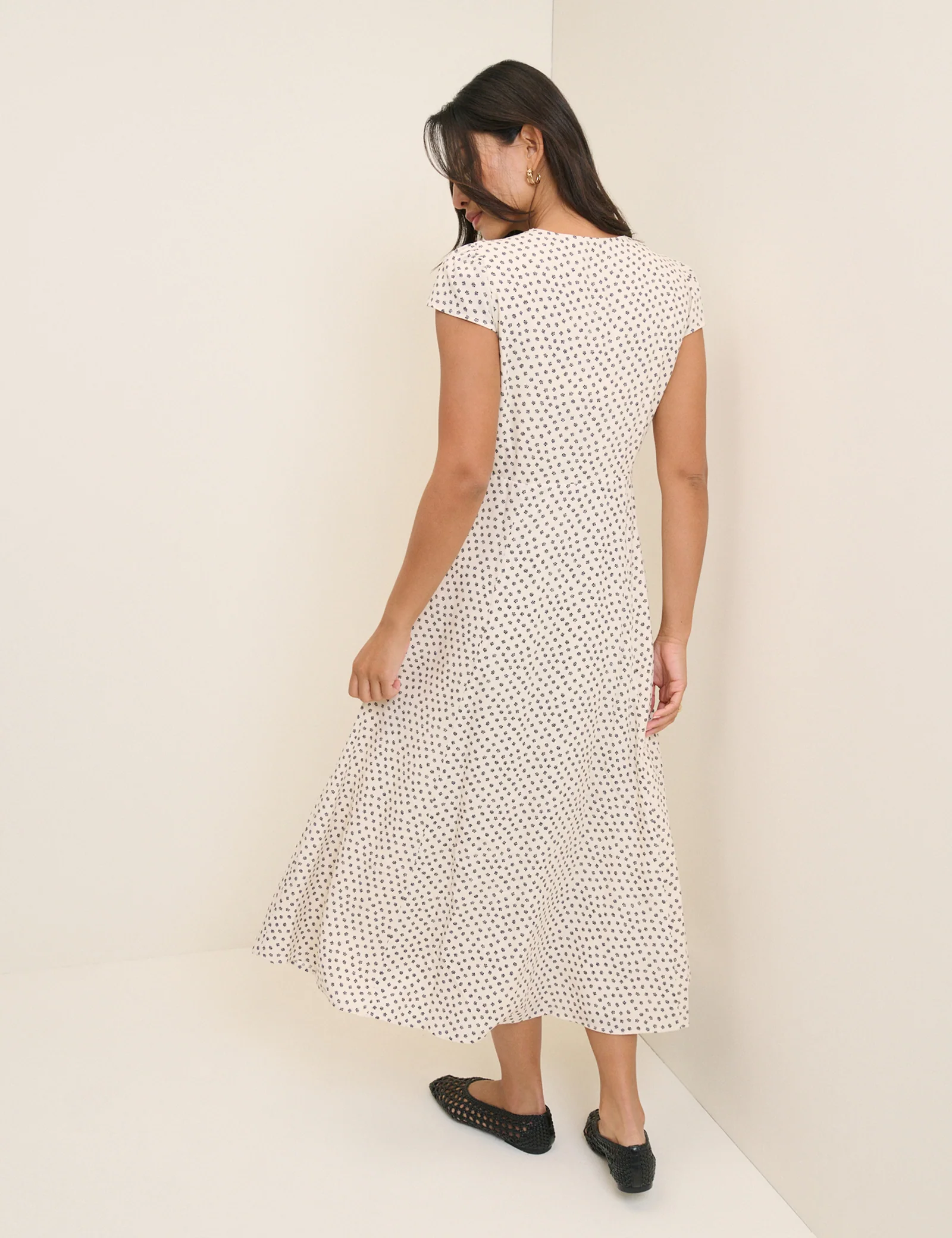 Ivory Ditsy Floral Avery Midi Dress - Image 5