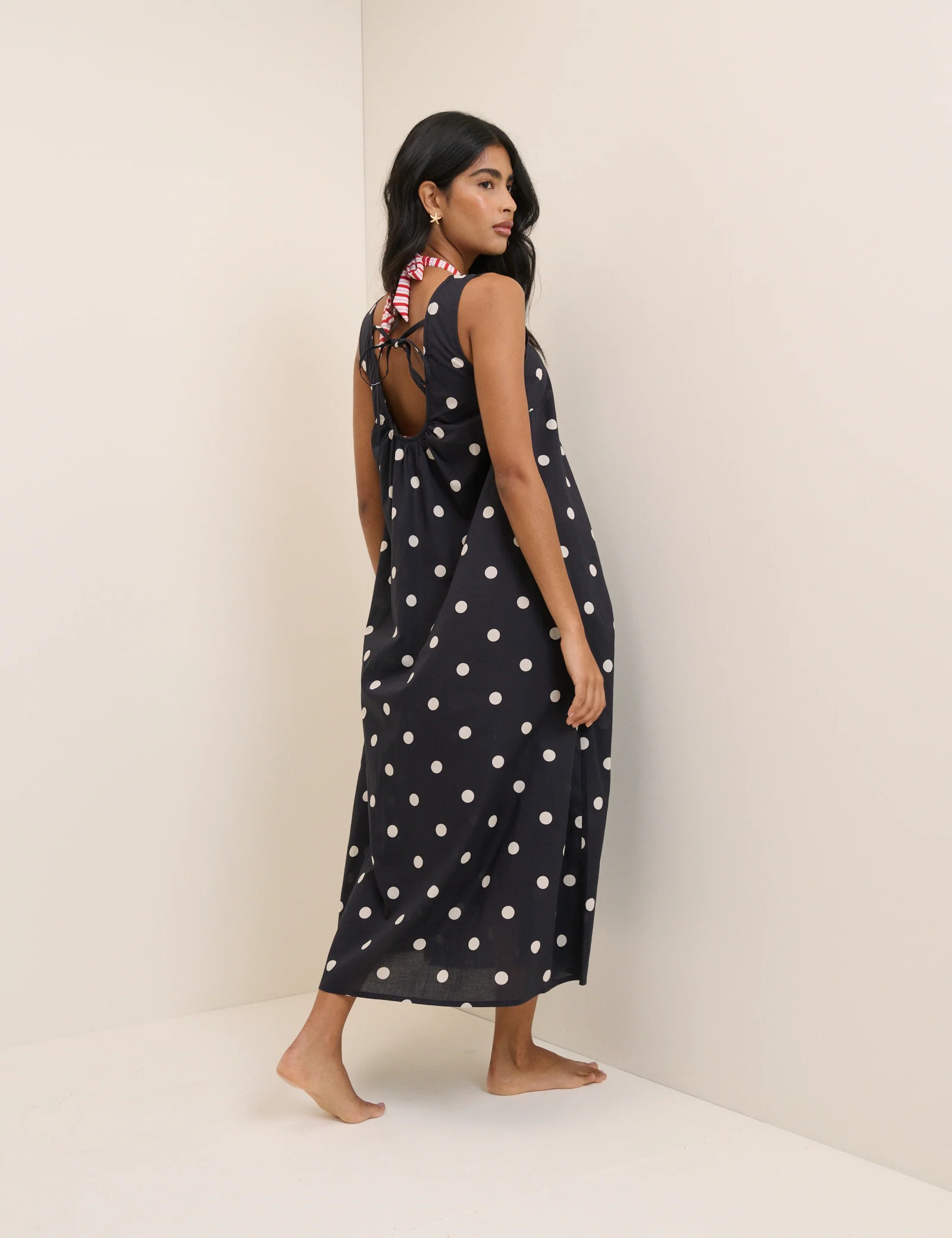 Black Polka Dot Scoop Neck Midi Beach Dress - Image 5
