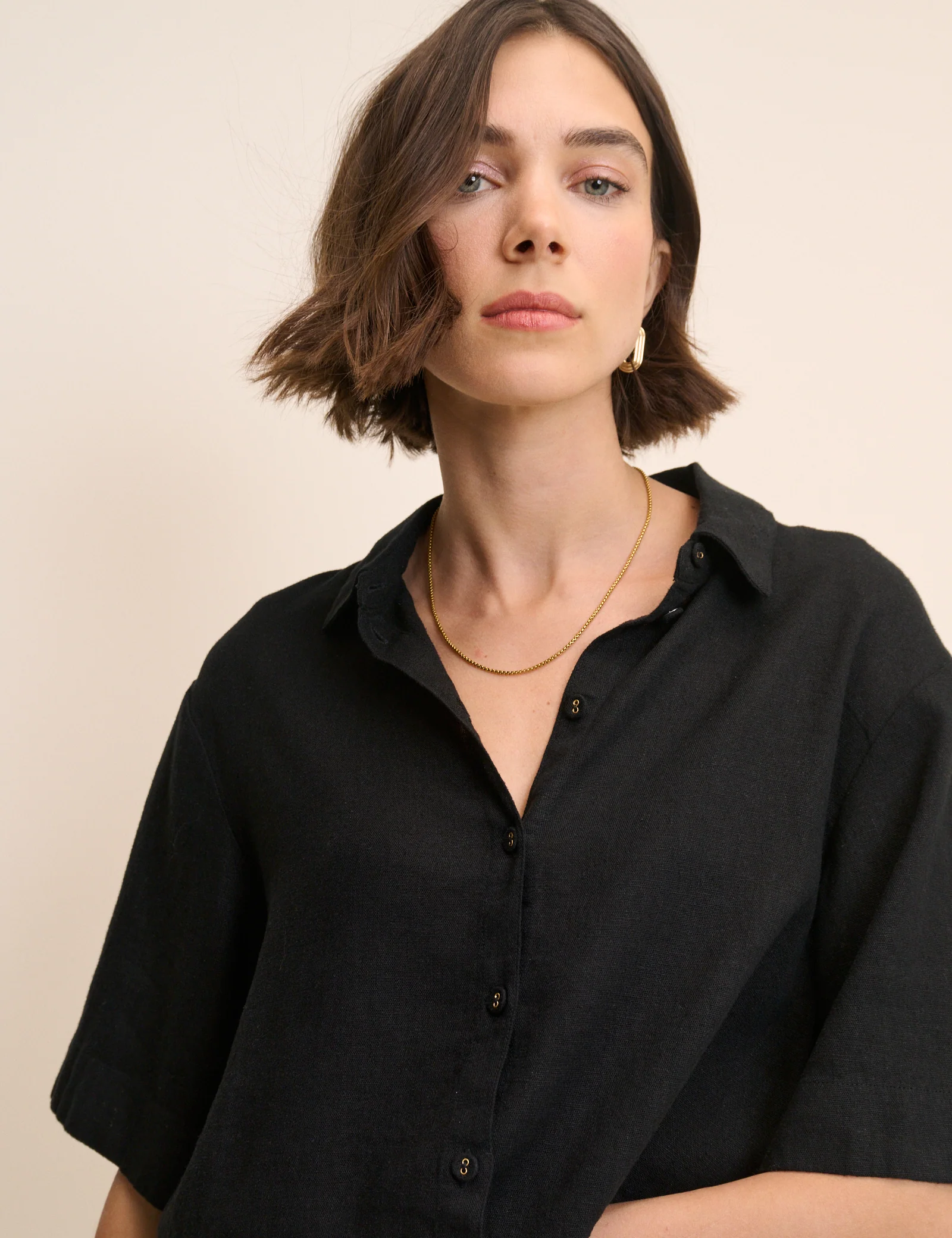 Black Linen-Blend Cropped Shirt - Image 4