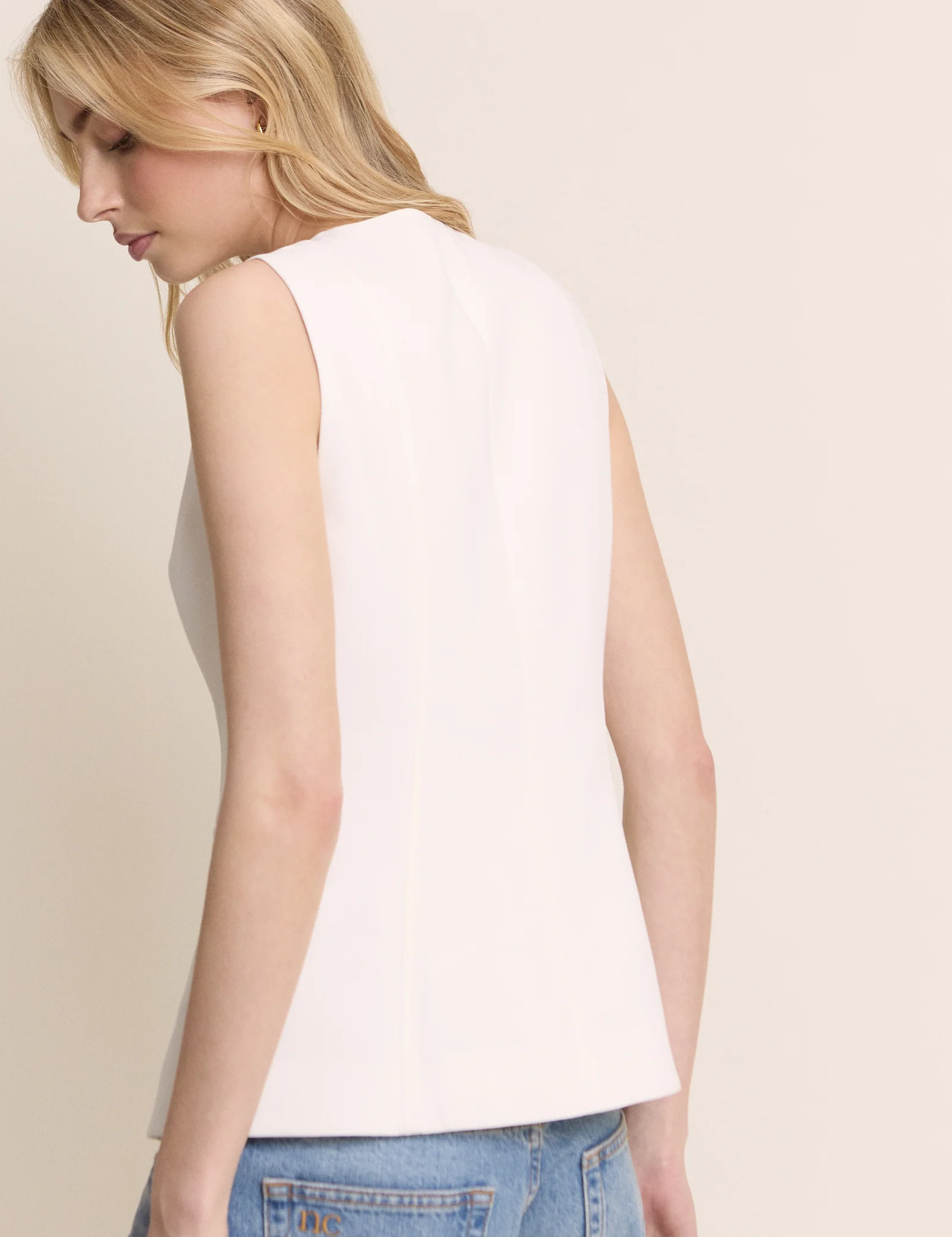 White Crew Neck Longline Waistcoat - Image 5