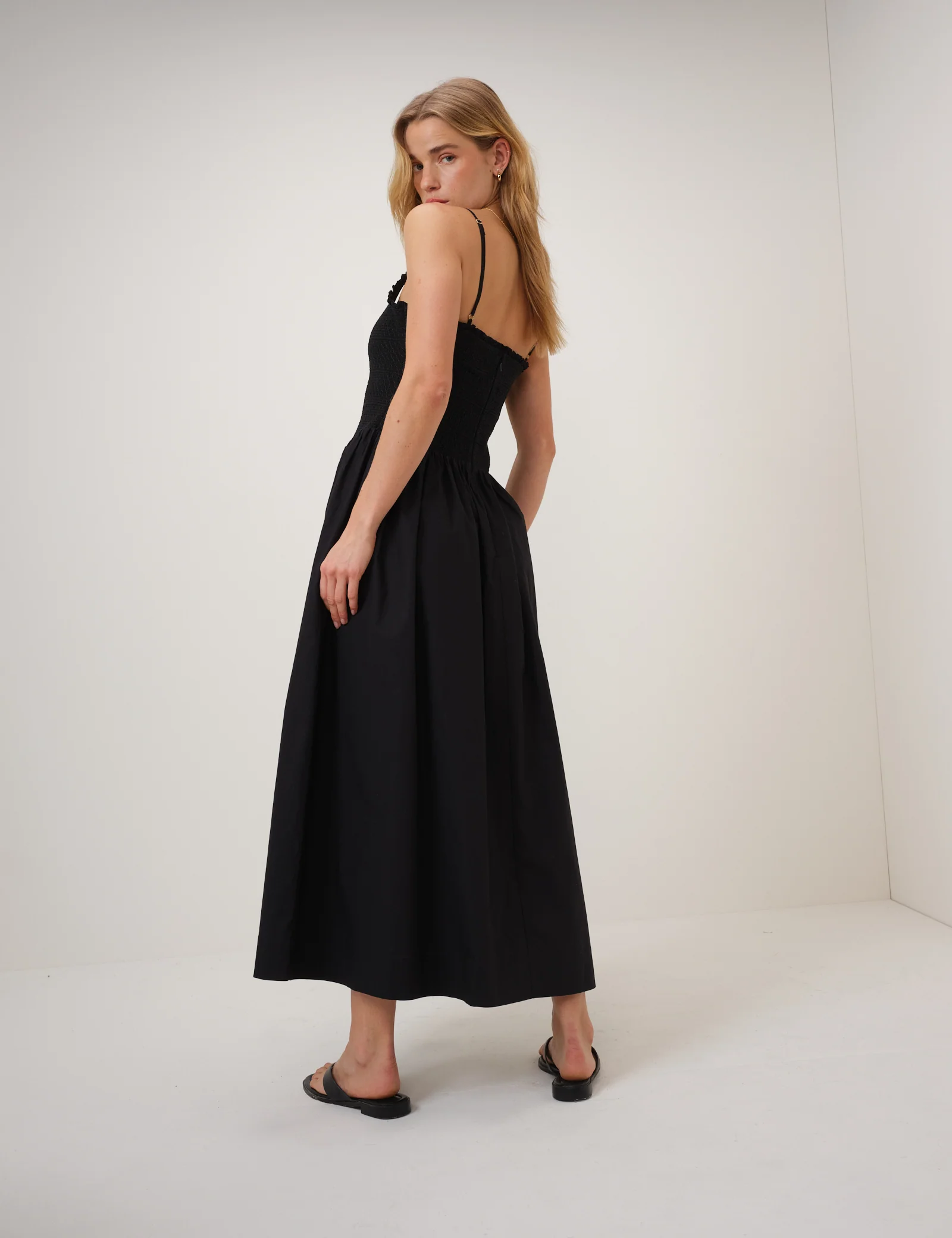 Black Shirred Drop Waist Daisy Midi Dress - Image 5