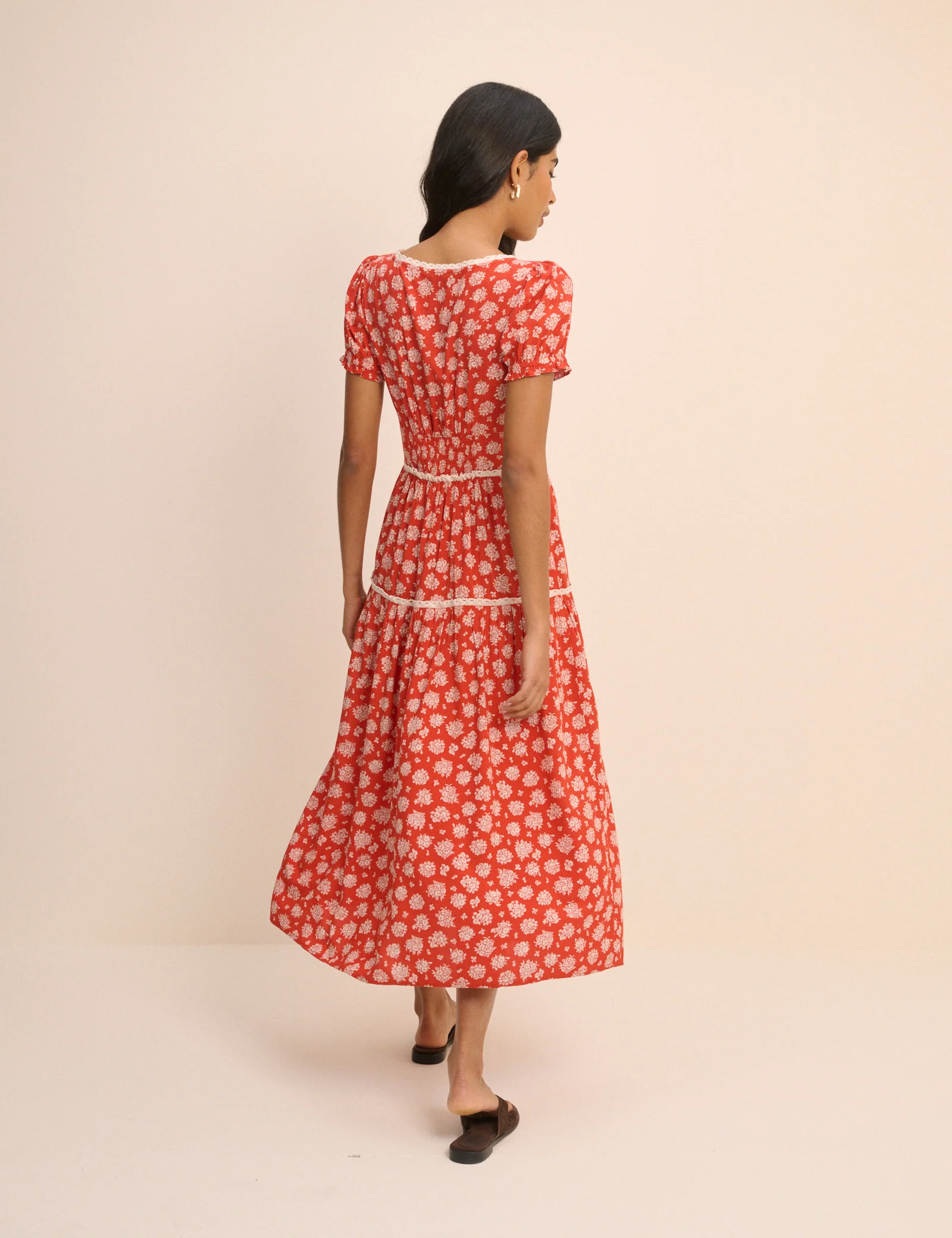 Red Ditsy Floral Tiered Dara Midi Dress - Image 4