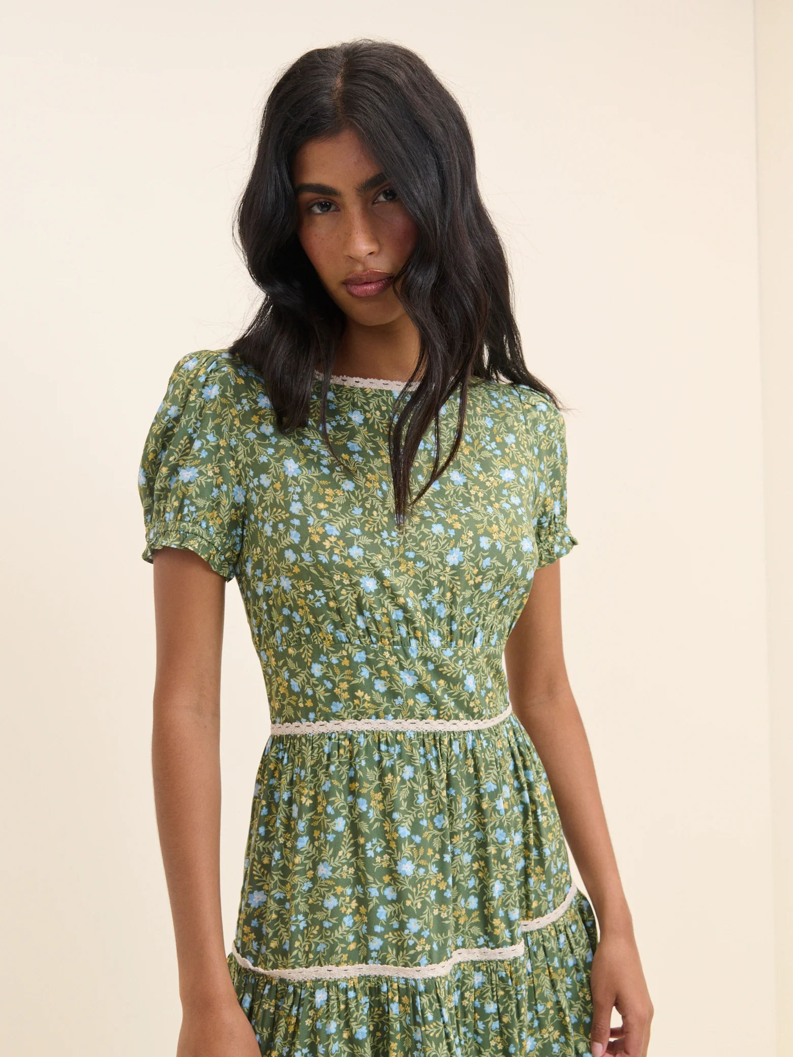 Green Ditsy Floral Tiered Dara Midi Dress - Image 2