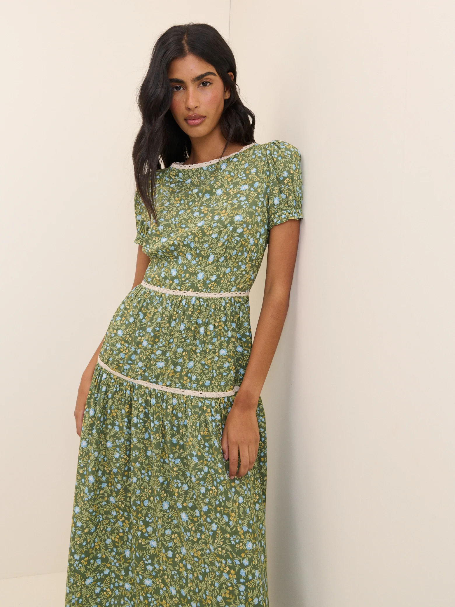 Green Ditsy Floral Tiered Dara Midi Dress - Image 4