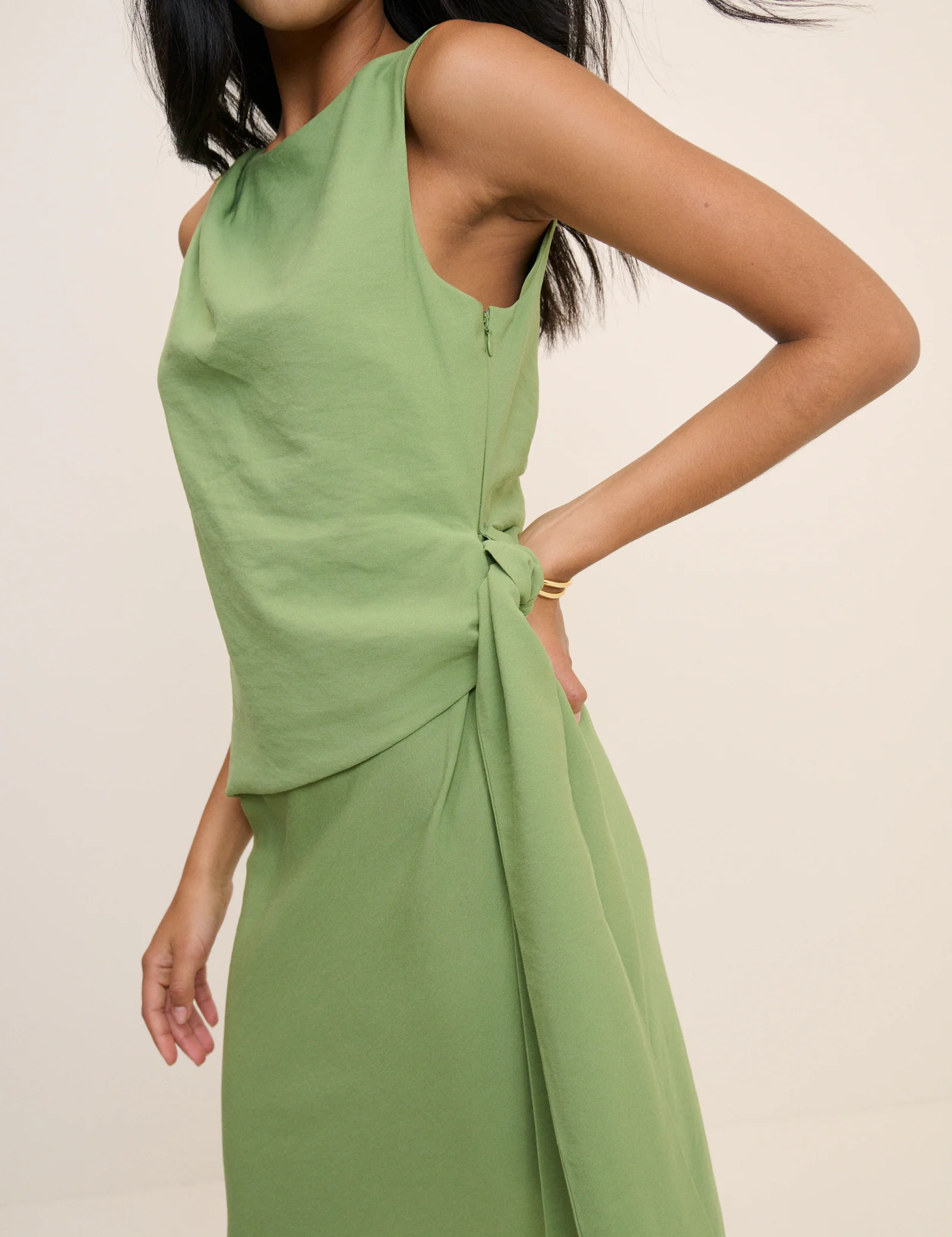 Green Boat Neck Sleeveless Elvie Maxi Dress - Image 2