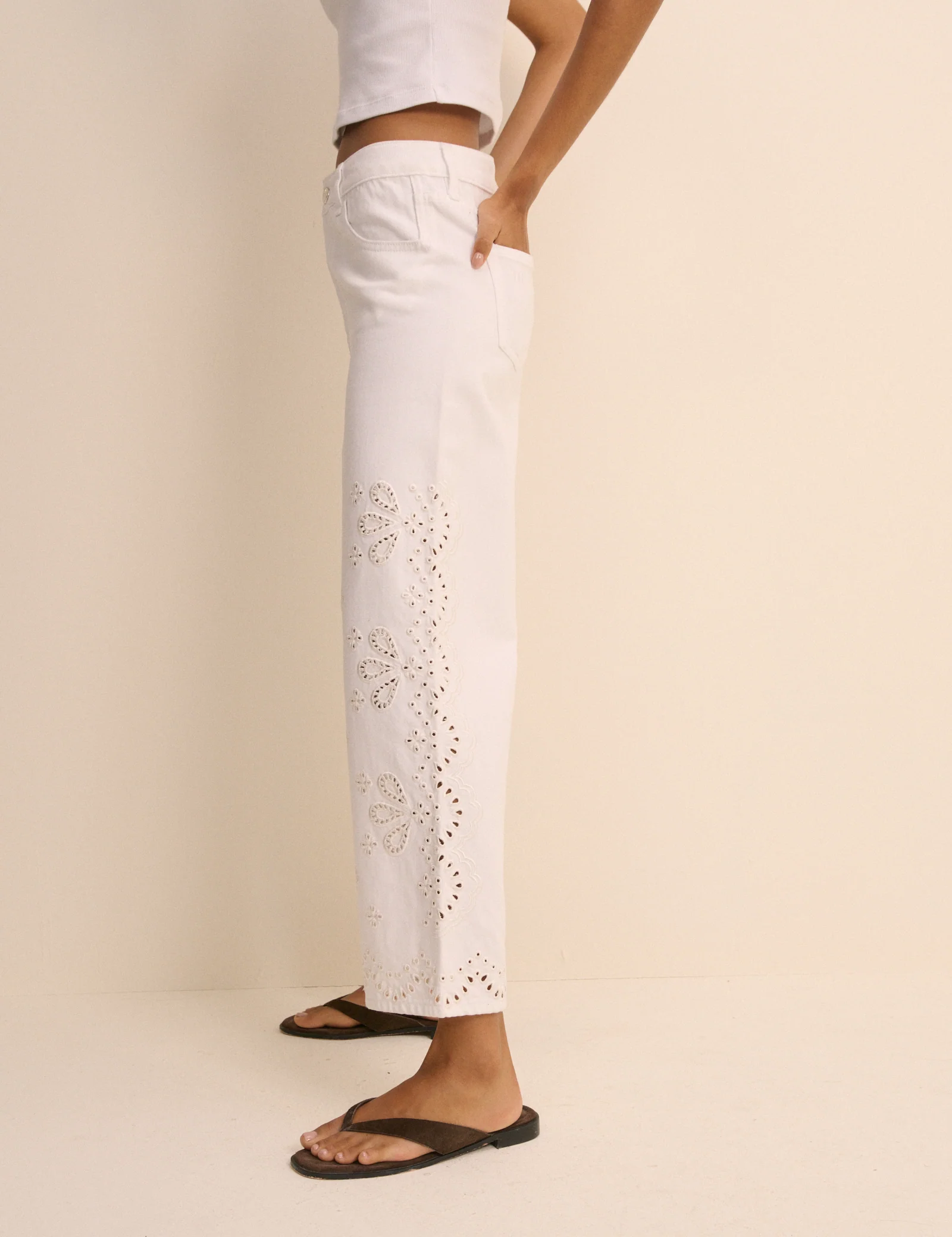 White Embroidered Leyton Boyfriend Jeans - Image 3