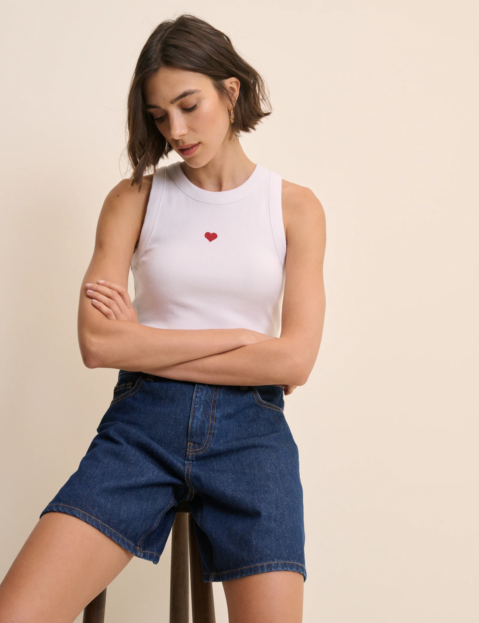 White Heart Embroidered Ribbed Racer Vest - Image 3