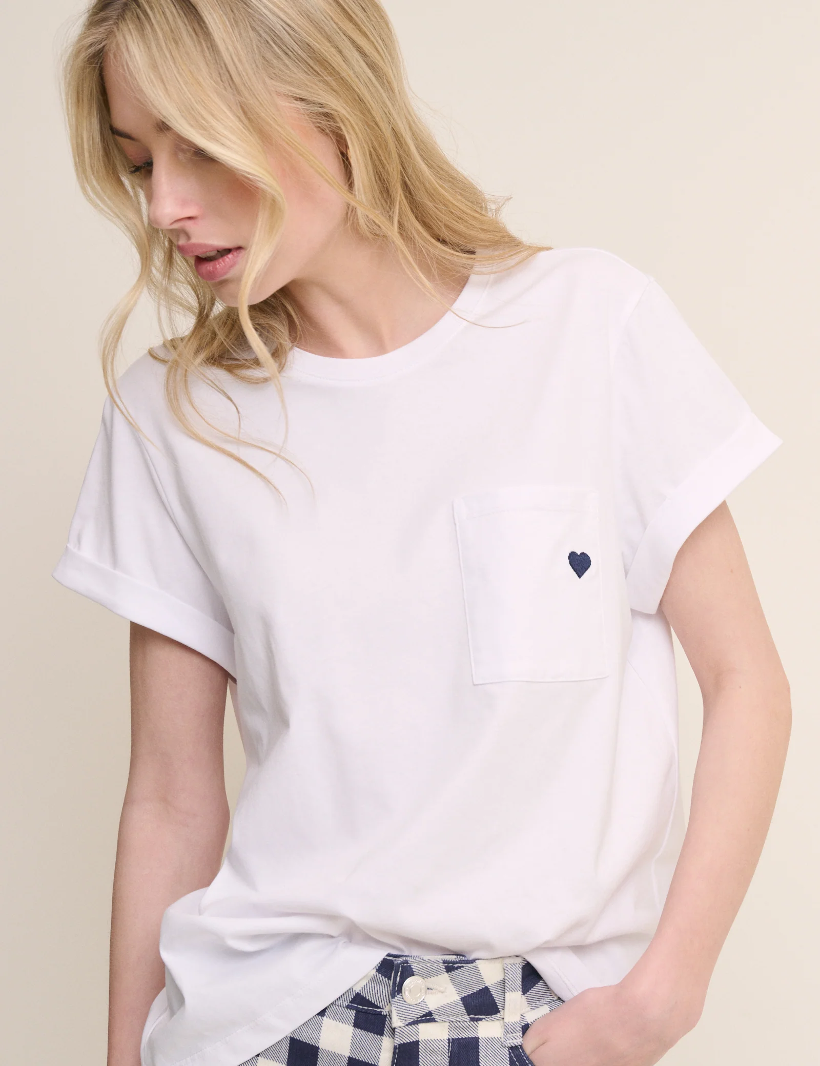 White Heart Embroidered T-Shirt - Image 3
