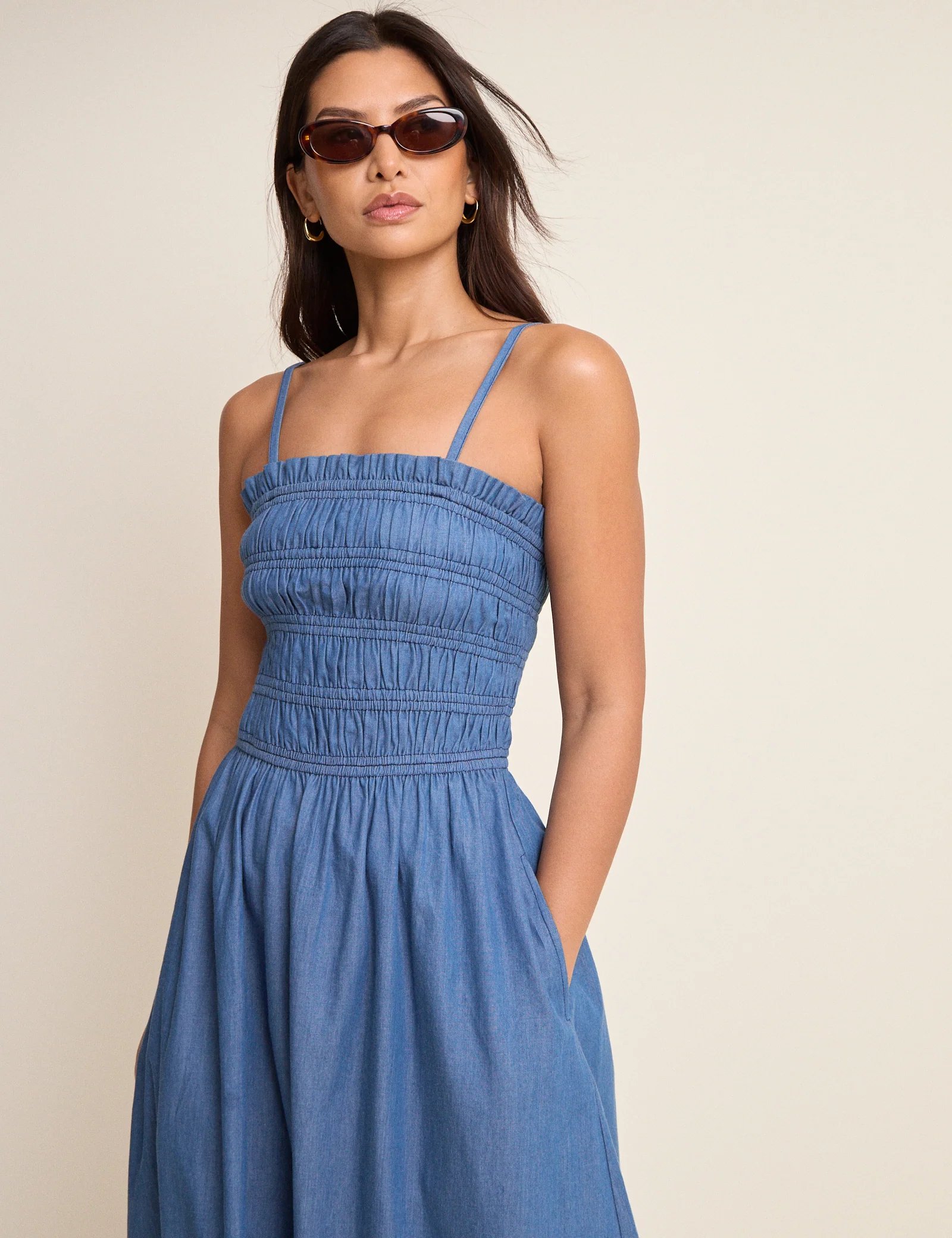 Mid-Wash Denim Shirred Faith Midi Dress - Image 3