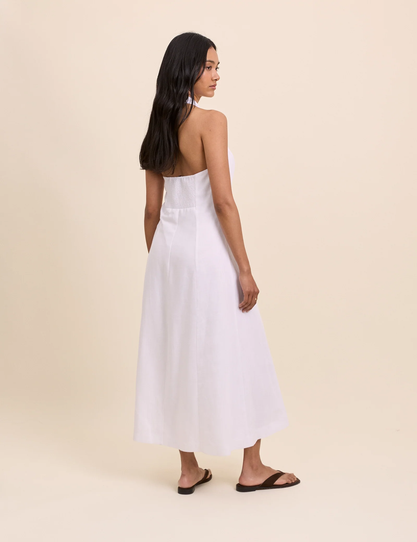 White Linen-Blend Halterneck Tailored Midi Dress - Image 5