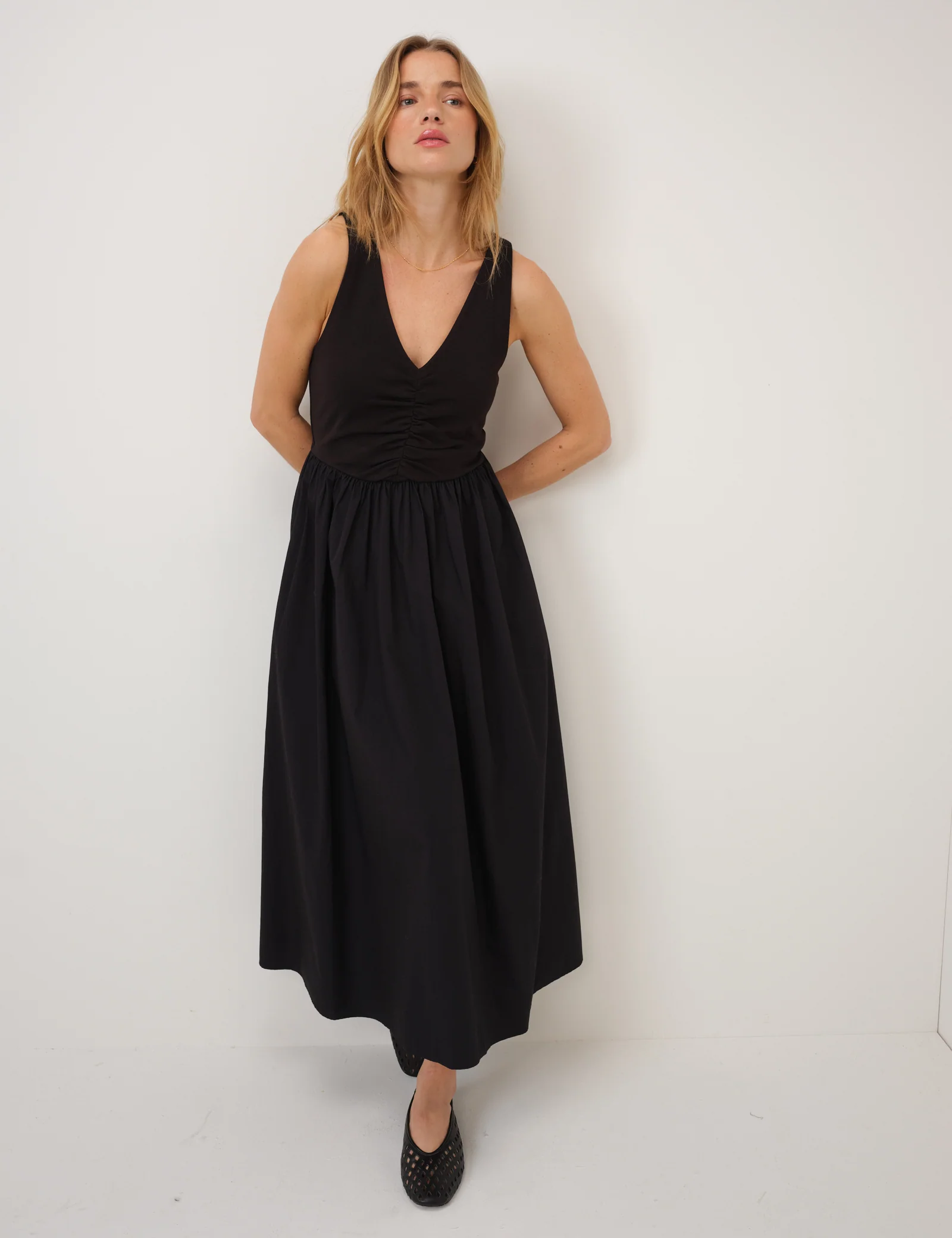 Black V-Neck Kyra Midi Dress