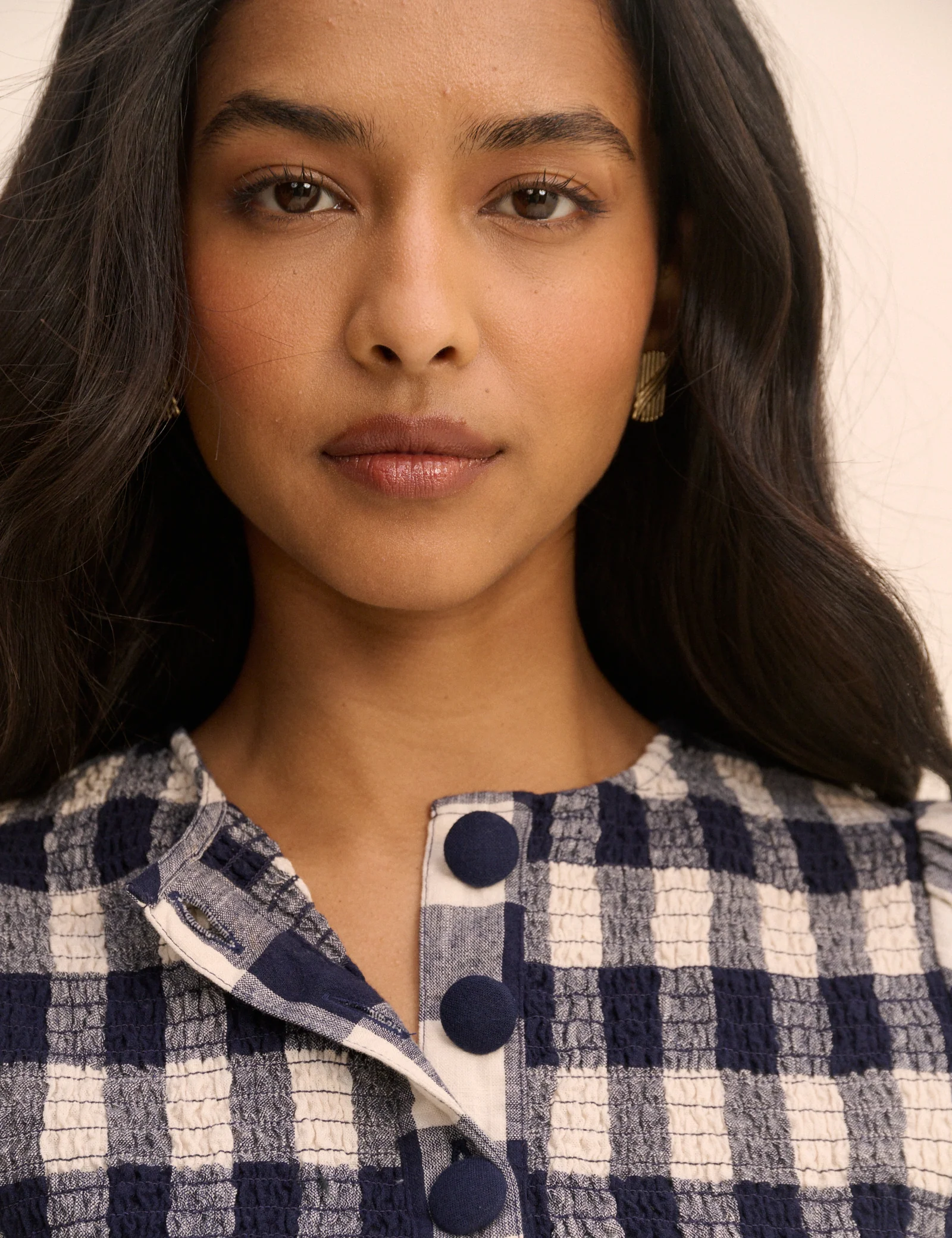 Navy Gingham Puff Sleeve Blouse - Image 4