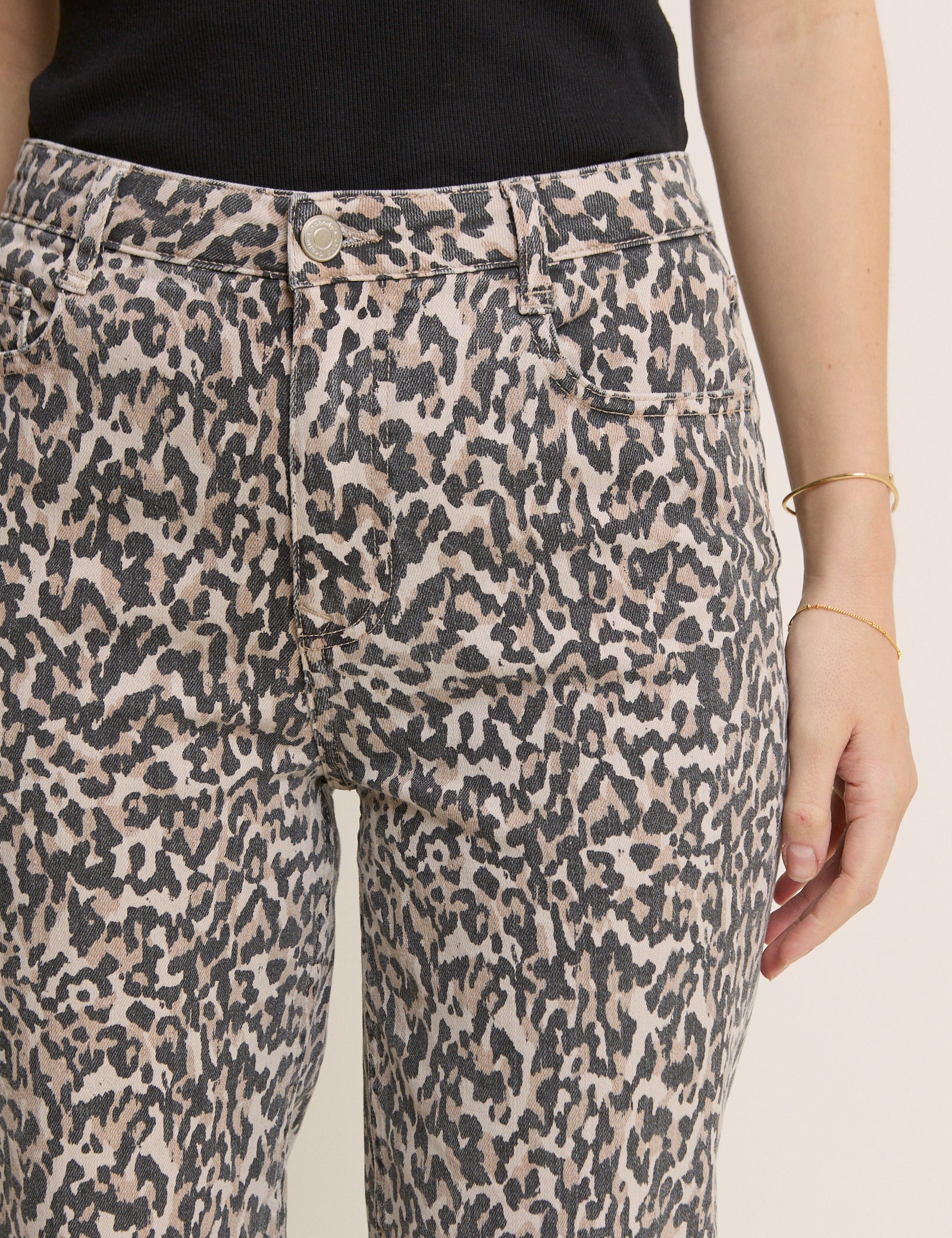 Leopard Print Mid Rise Camden Tapered Jeans - Image 4