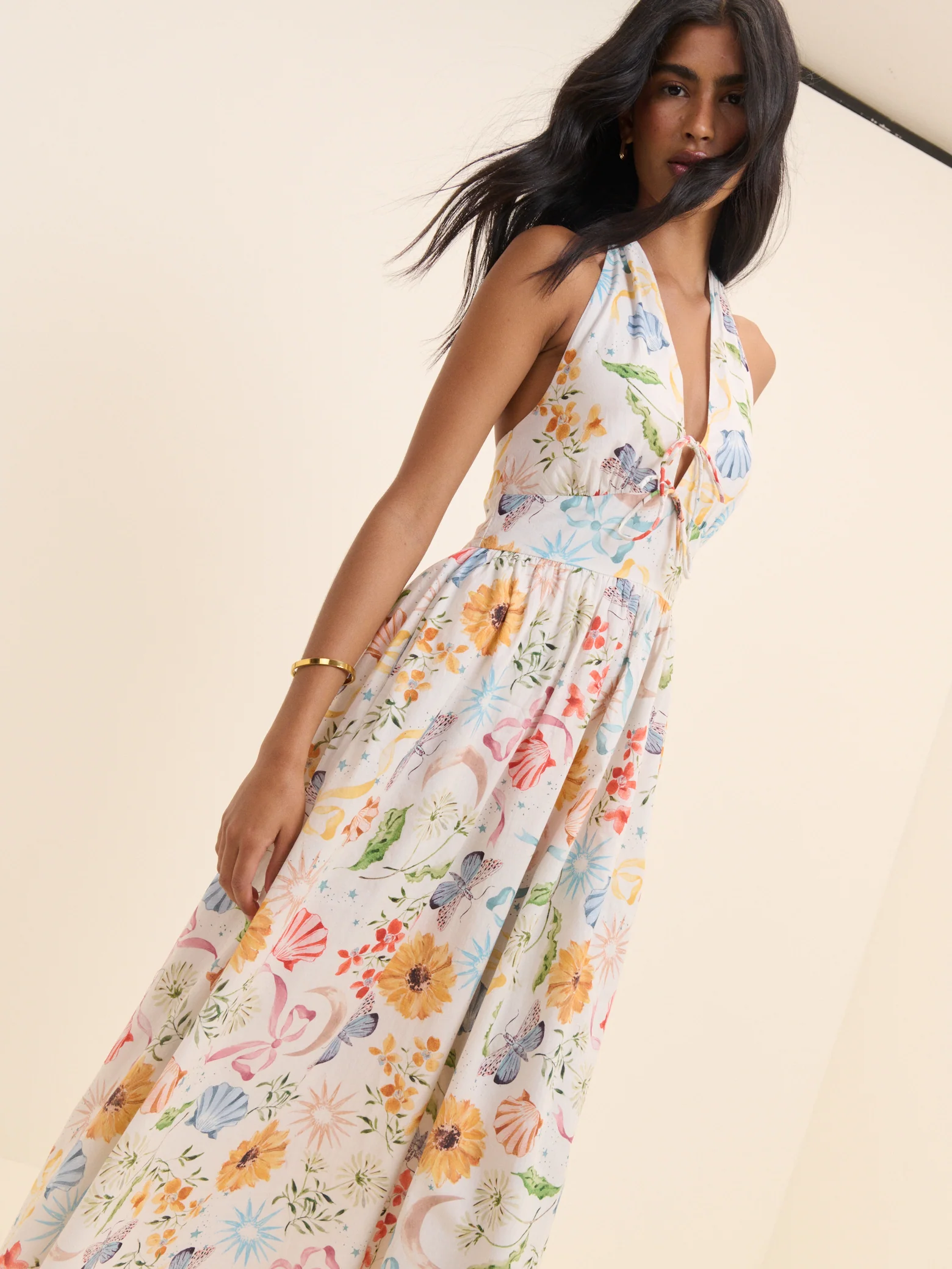 White Floral Halterneck Lilijana Midi Dress - Image 4