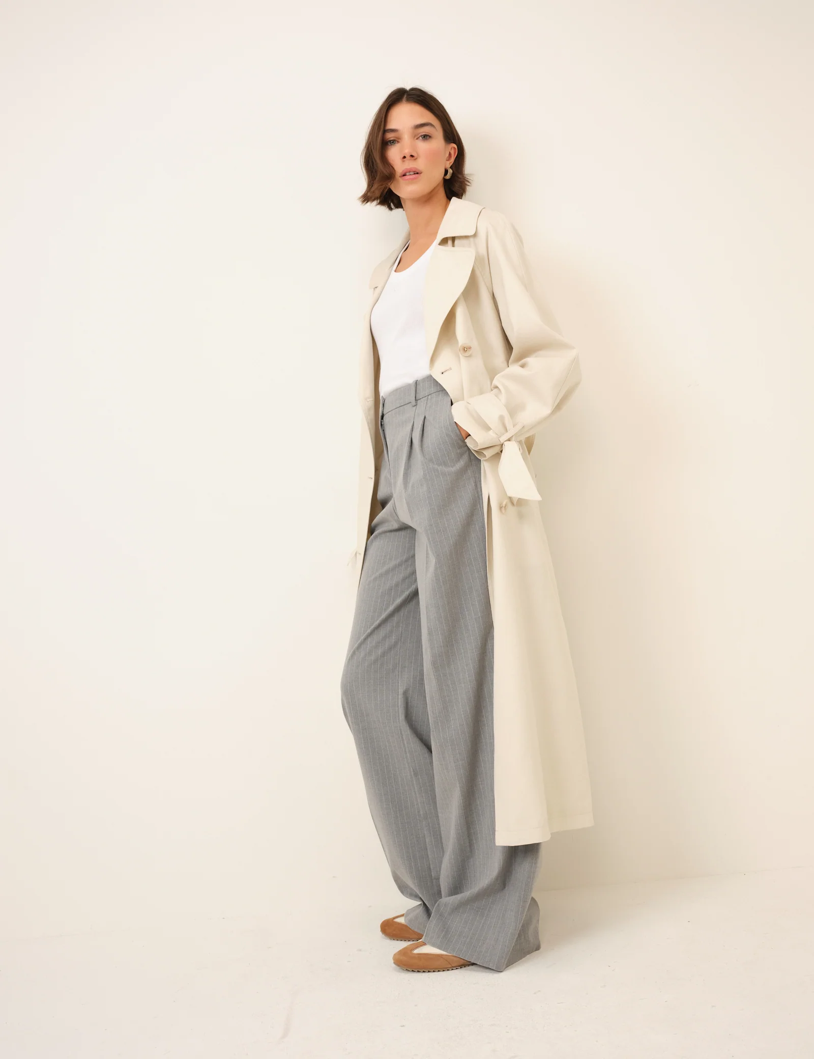 Cream Double-Breasted Lightweight Trench Coat - Image 5