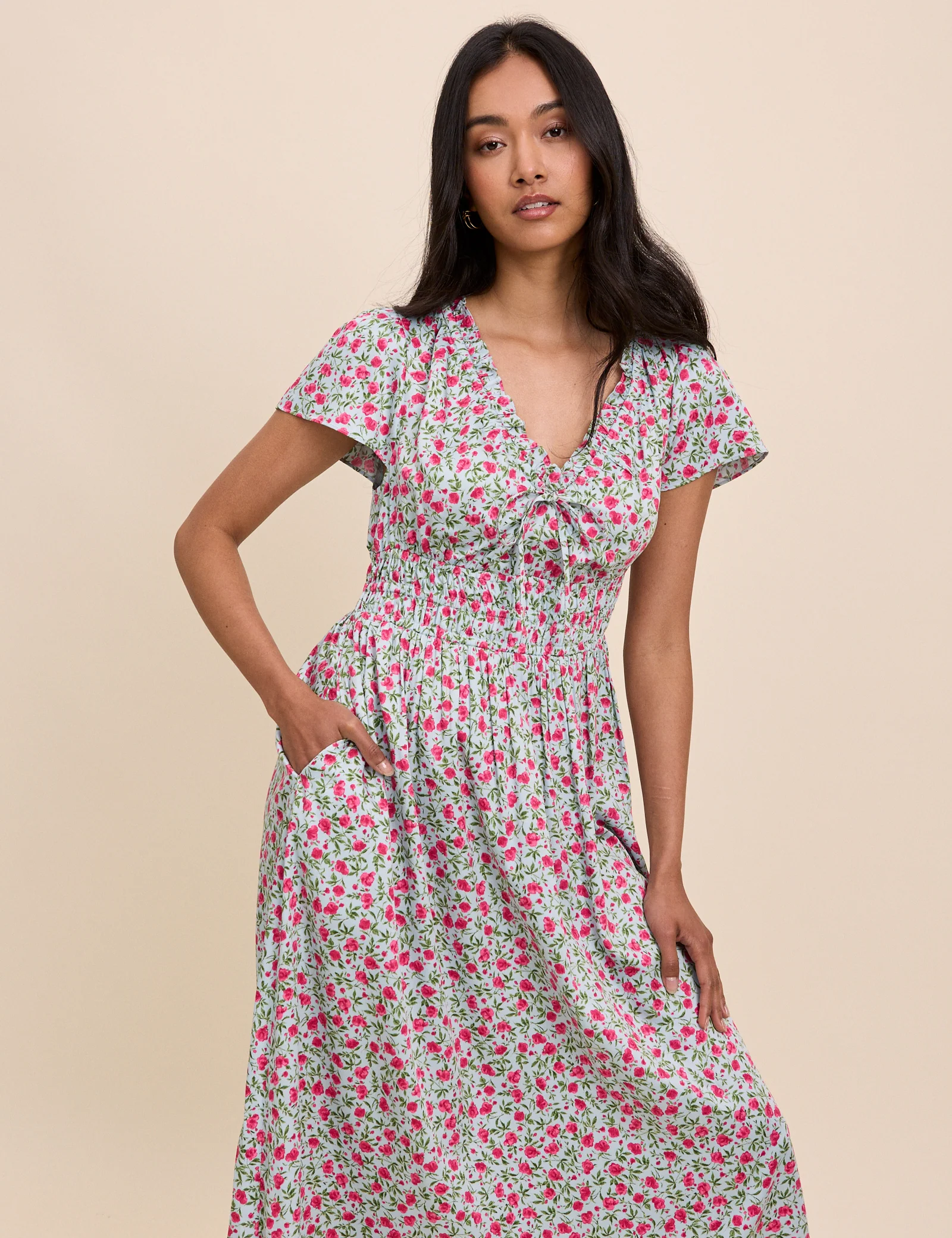 Blue Floral Shirred Lisa Midi Dress - Image 4