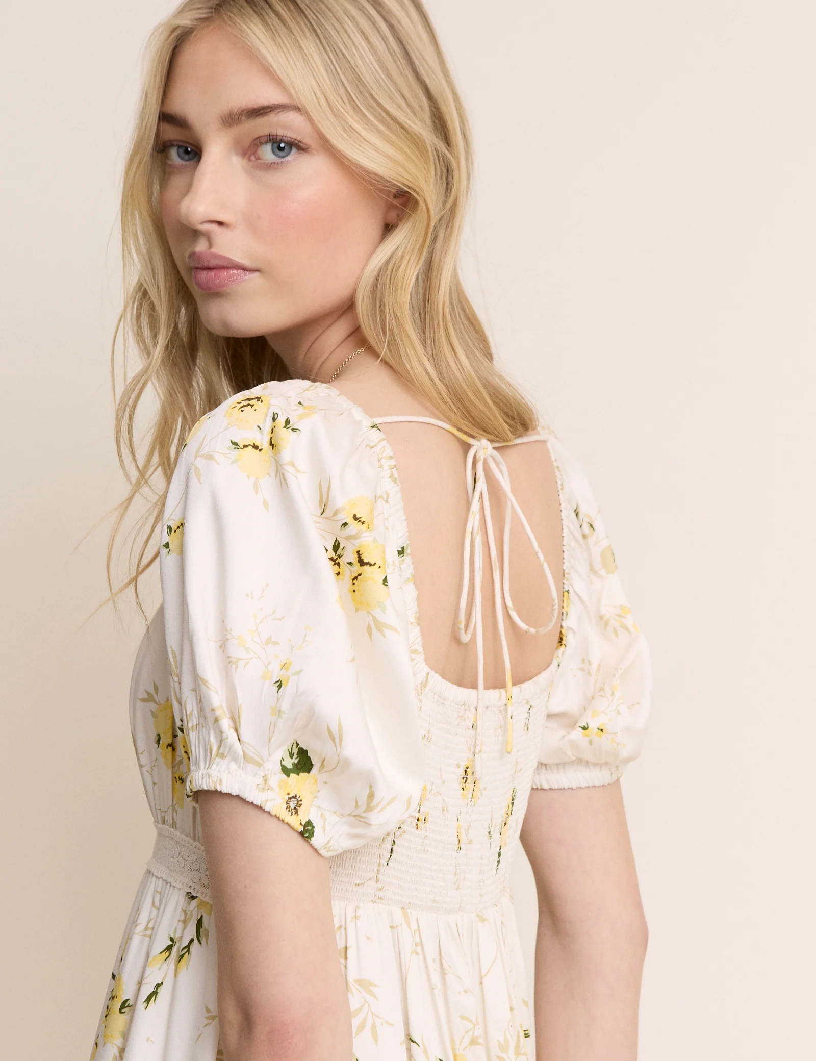 White Floral Puff Sleeve Maryam Midi Dress - Image 4