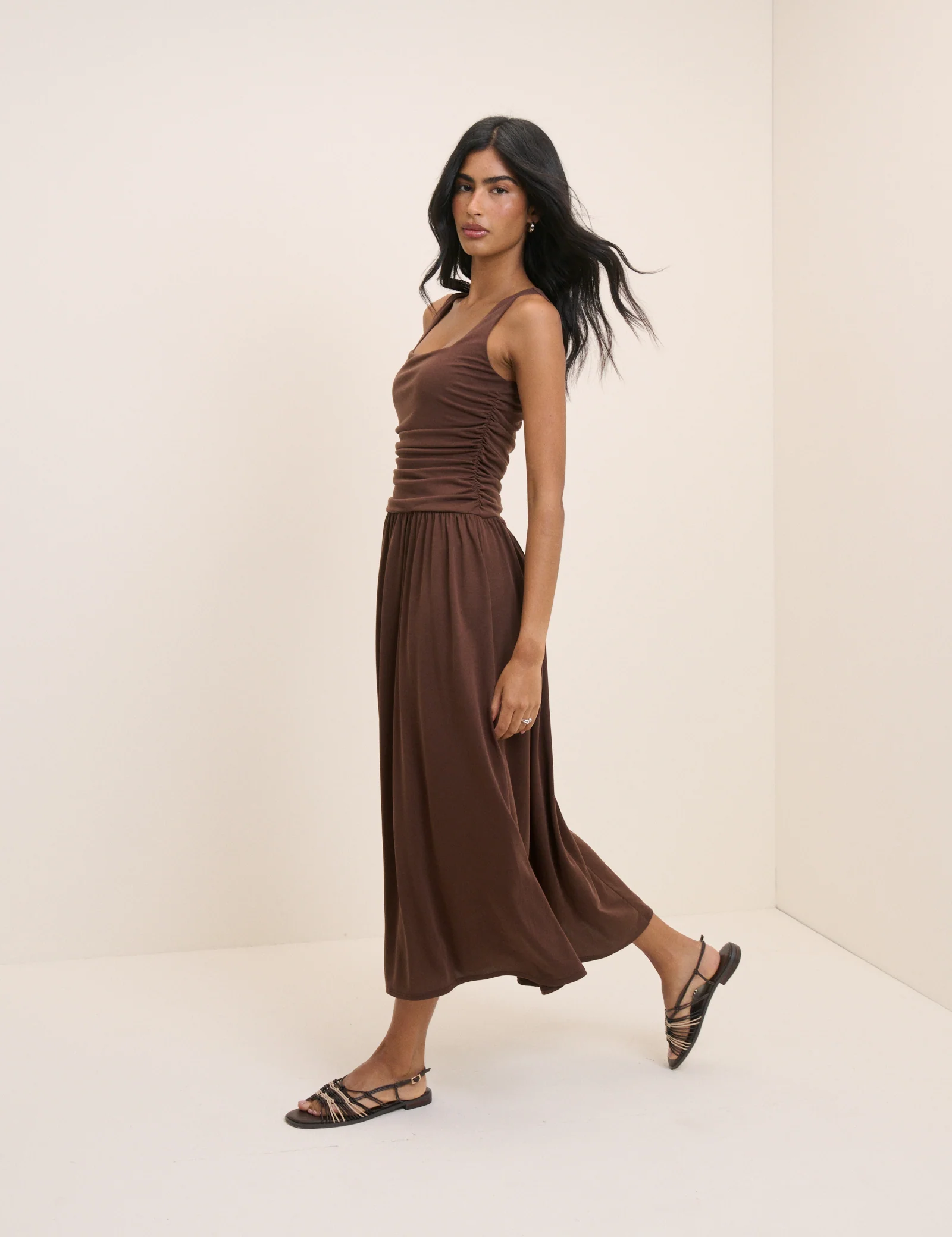 Brown Ruched Jersey Sleeveless Natalie Midi Dress - Image 2
