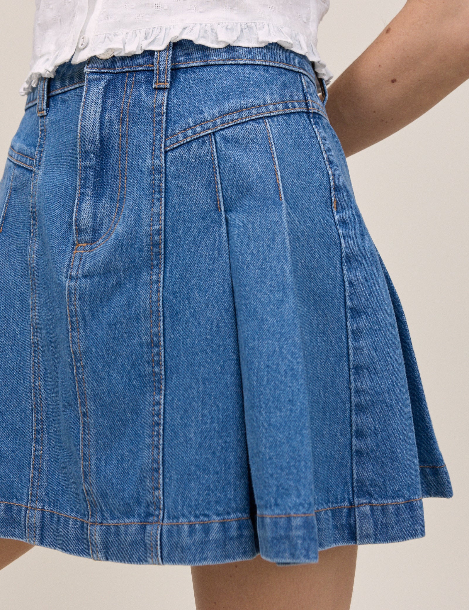 Blue Denim Pleated Mini Skirt - Image 4