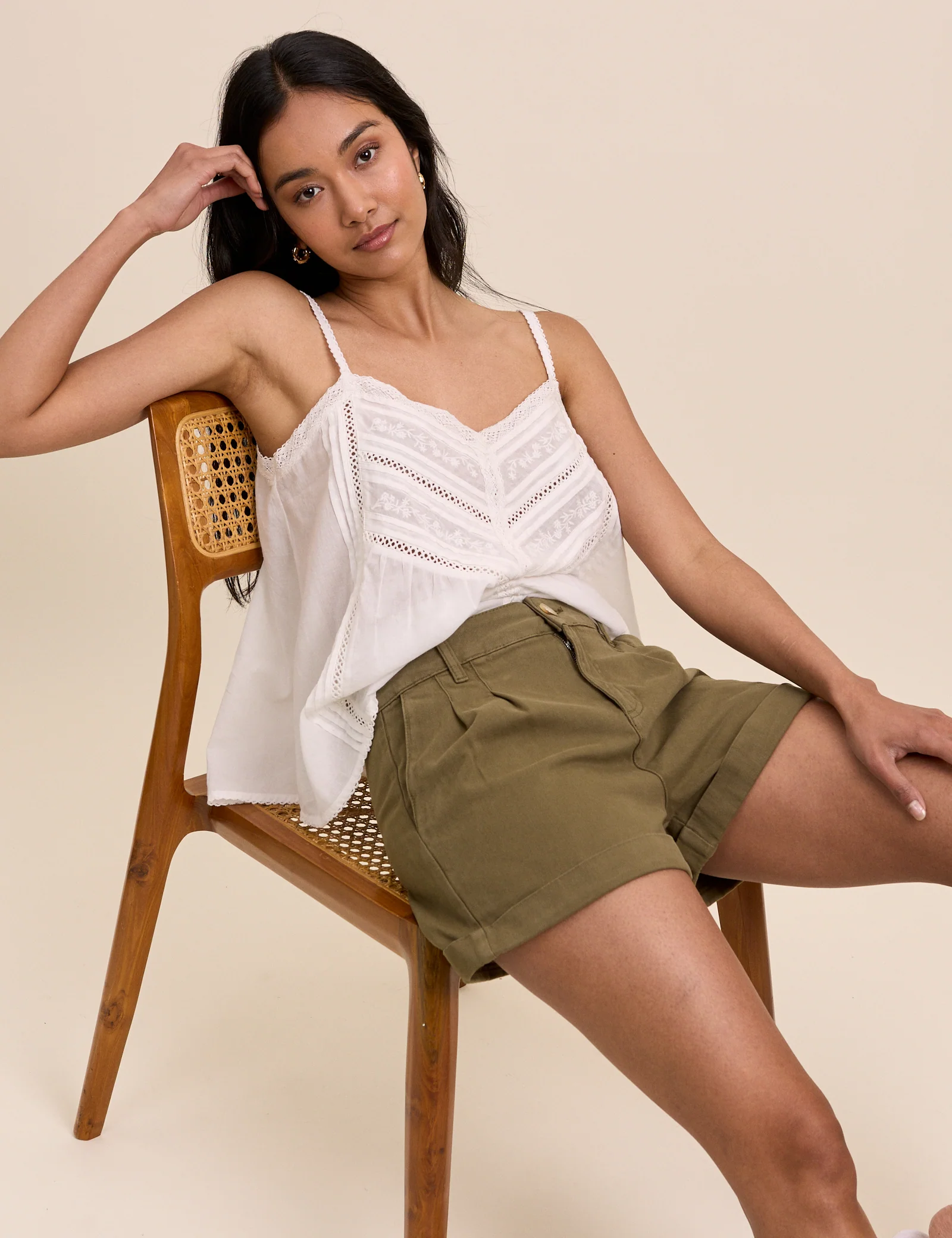 Khaki Pleat Front Rosie Short - Image 4