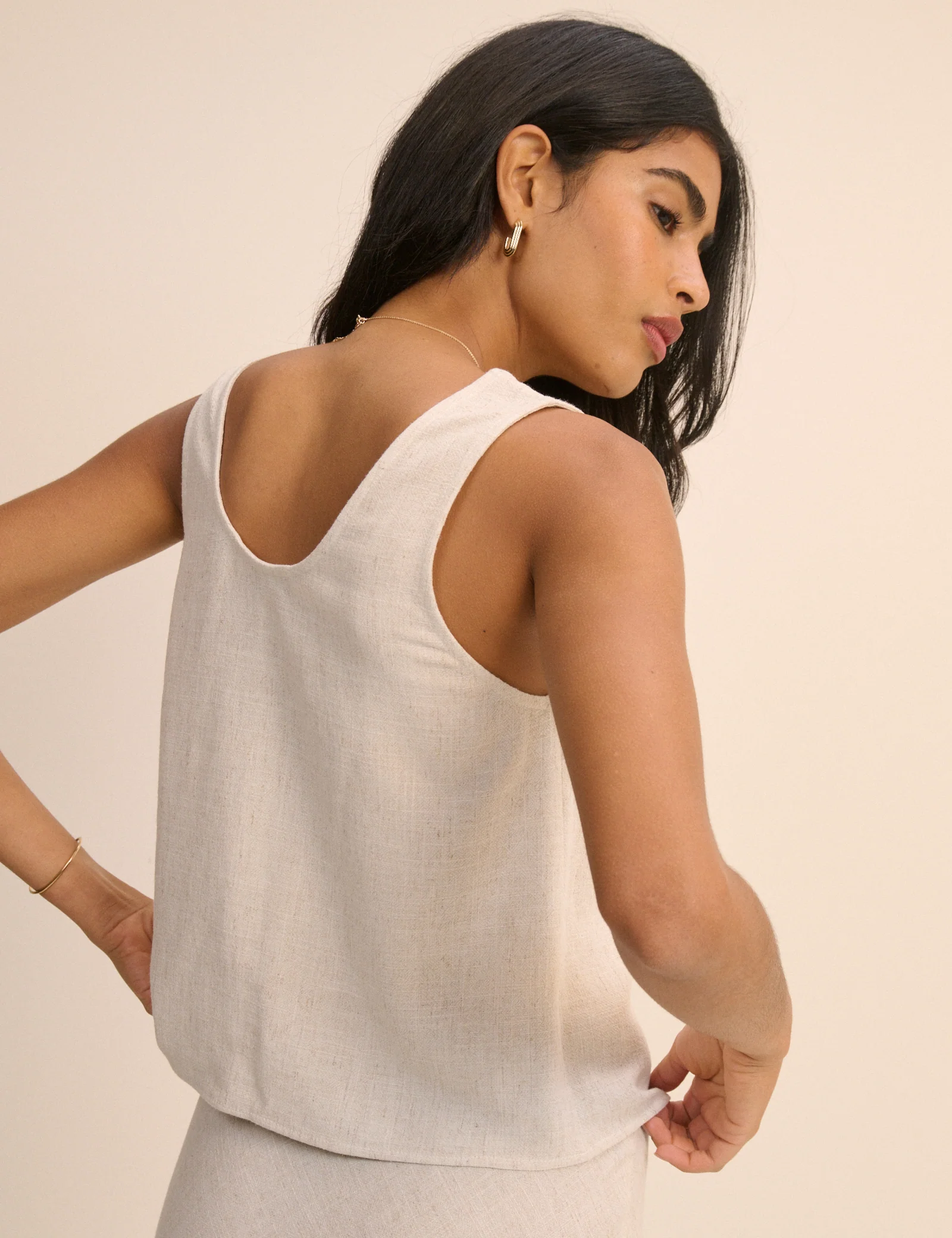 Stone Scoop Neck Tank Top - Image 5