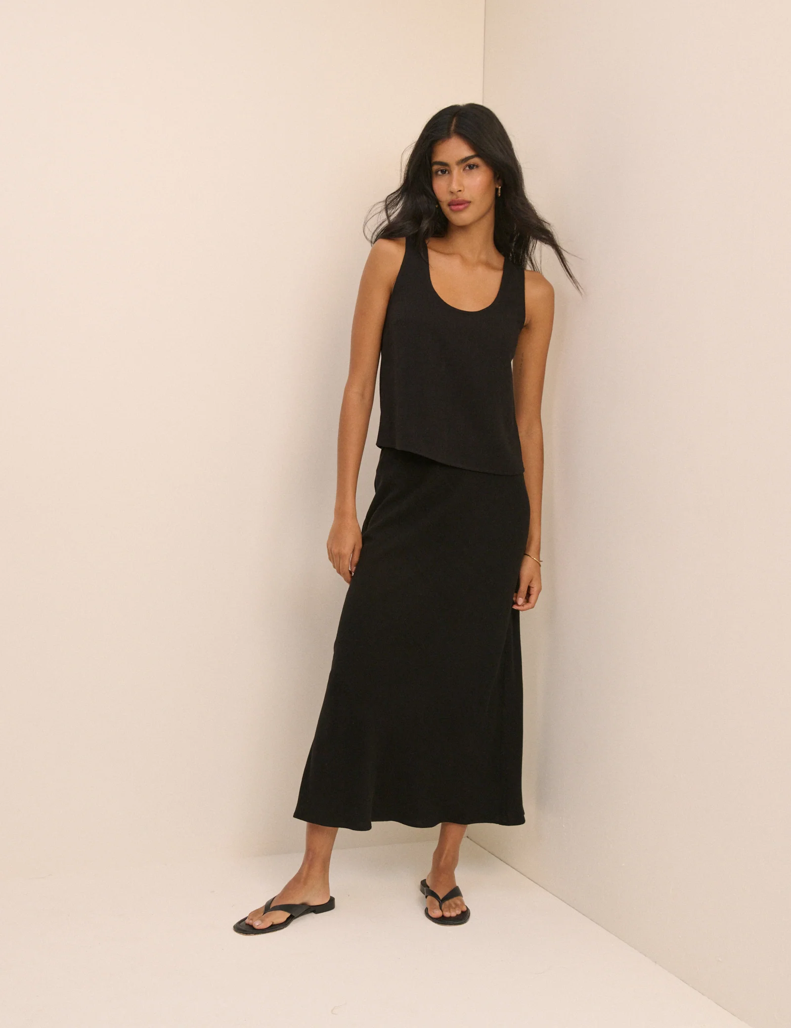 Black Scoop Neck Tank Top - Image 3