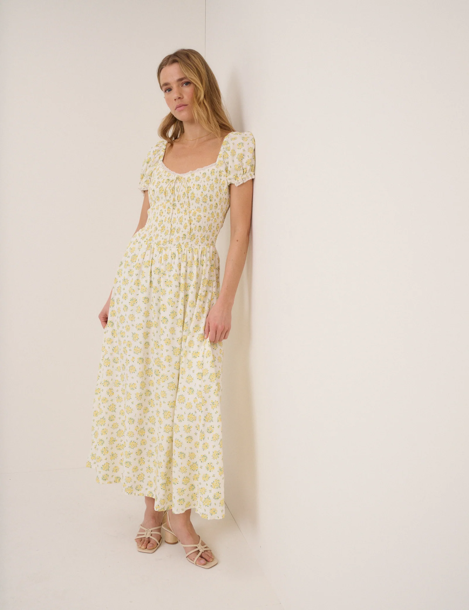 White Ditsy Floral Savanna Midi Dress - Image 3