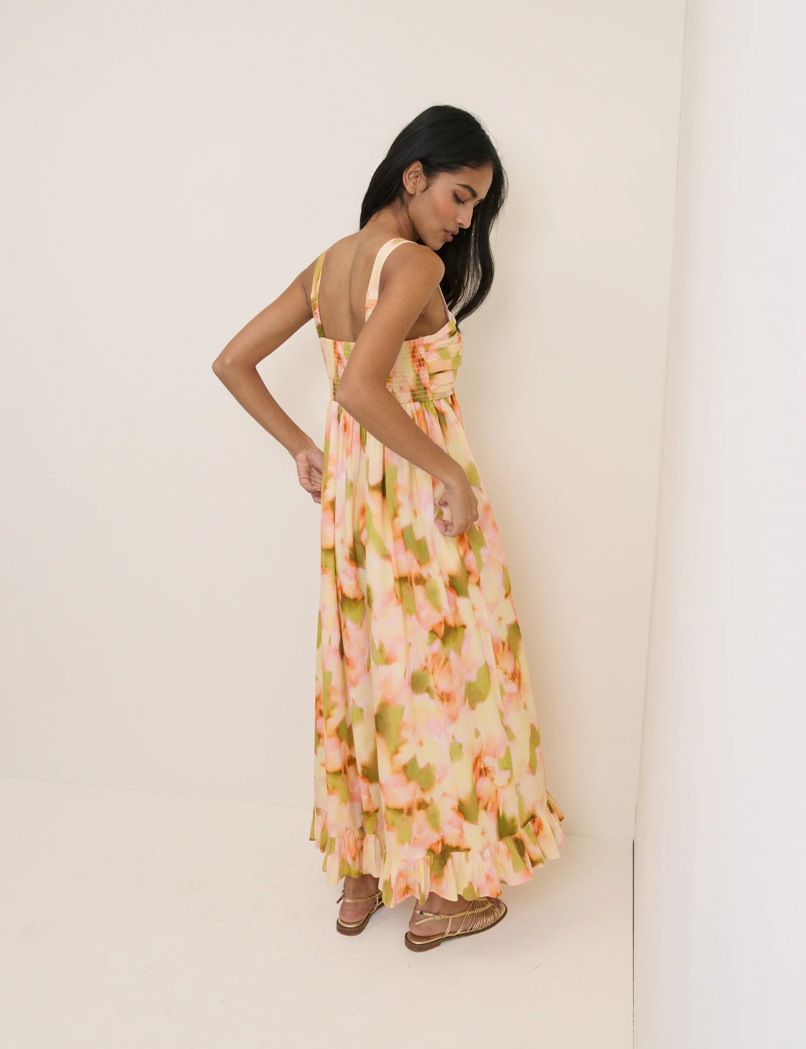 Abstract Floral Sunira Maxi Dress - Image 5