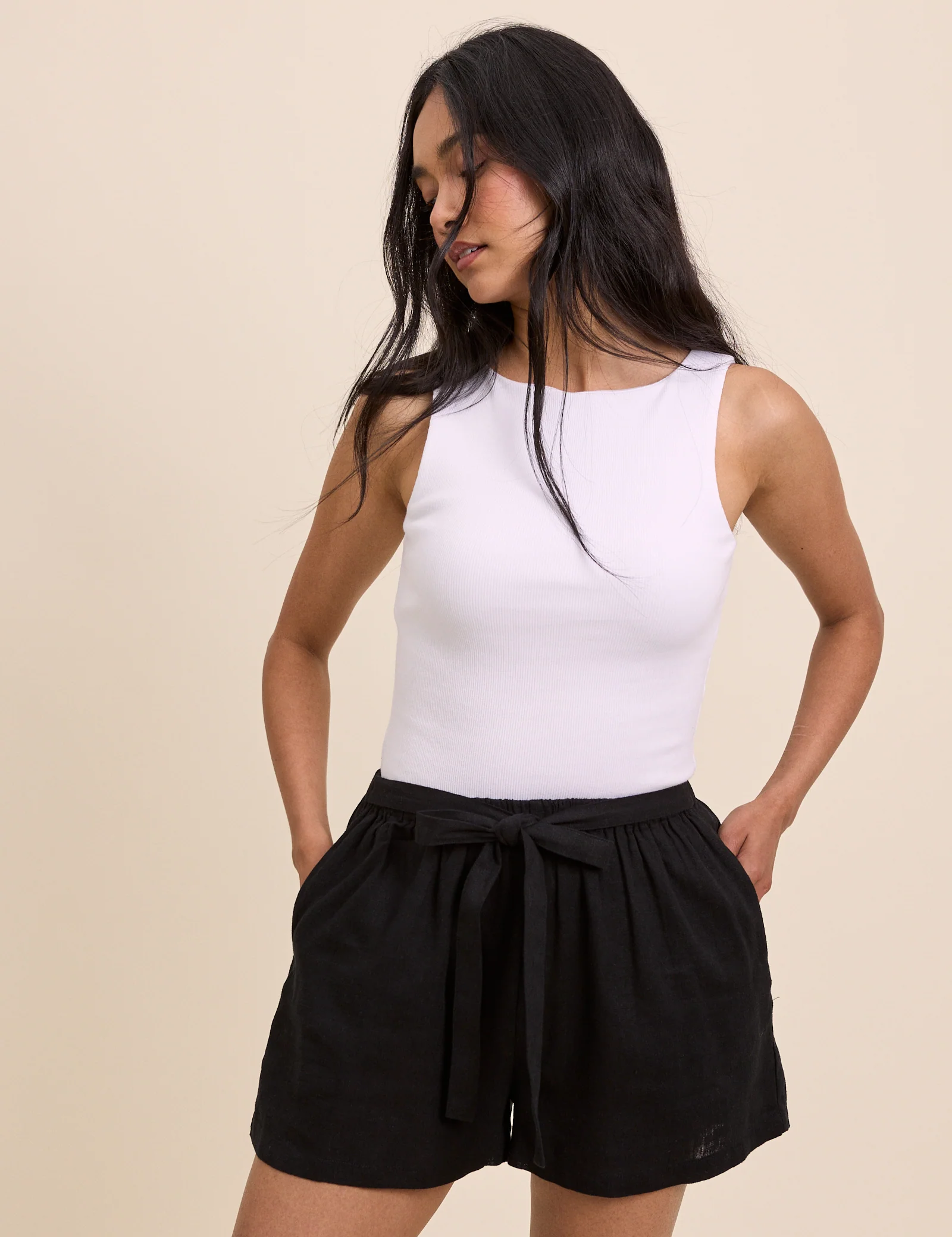Black Linen-Blend Tie Detail Pull On Shorts