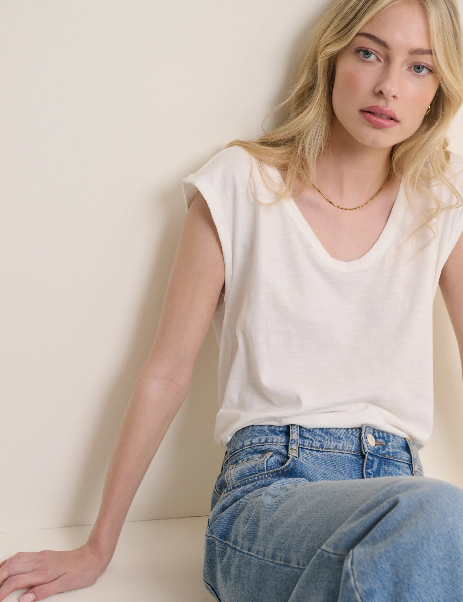 White Turn Up Sleeve Jersey Top - Image 4