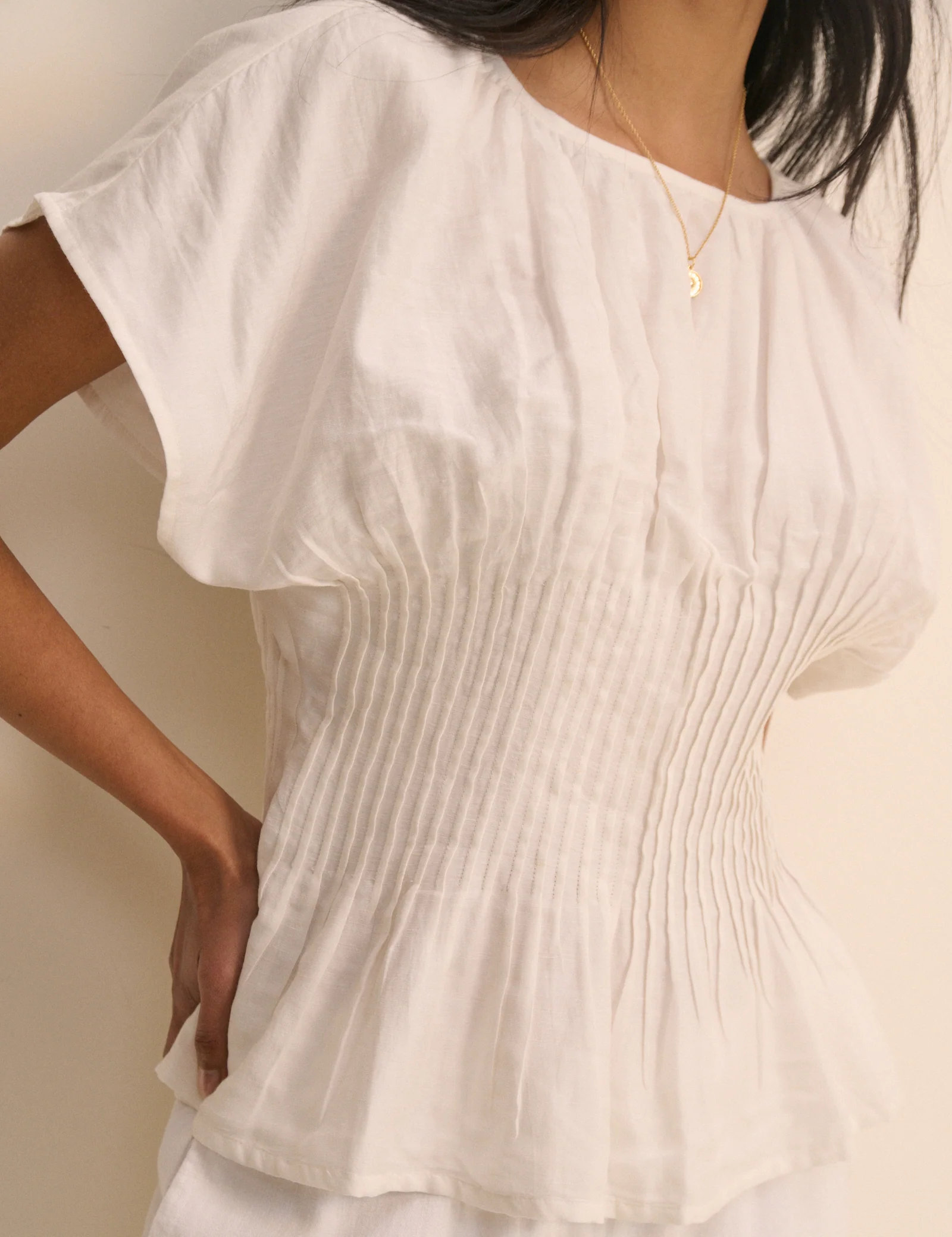 White Pintuck Short Sleeve Top - Image 3